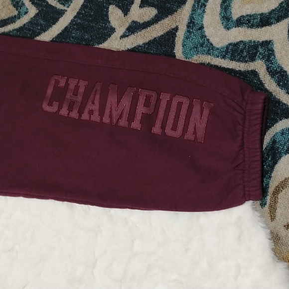 Champion reverse weave burgundy sweatpants logo spellout  medium - Picture 4 of 13
